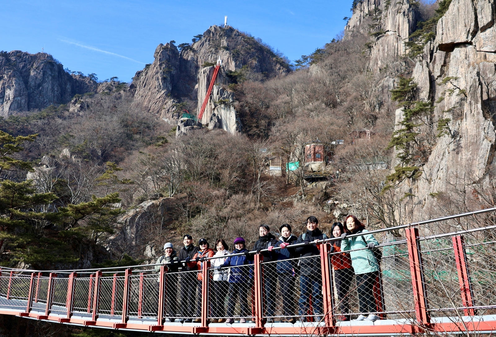 resize_26 3월 대둔산 교역자 (1).JPG